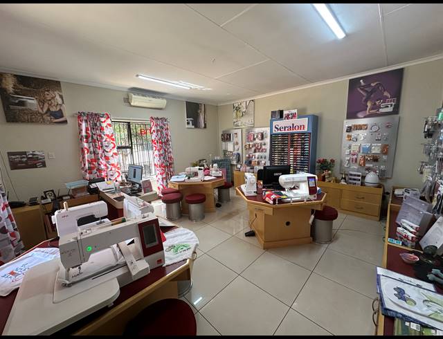 250M² OFFICE TO LET IN BARDENE